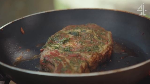 Herby Steak & Crispy Potatoes | Jamie Oliver Cooks the Mediterranean смотреть онлайн