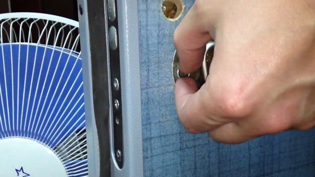 Замена цилиндра с шестеренкой смотреть онлайн