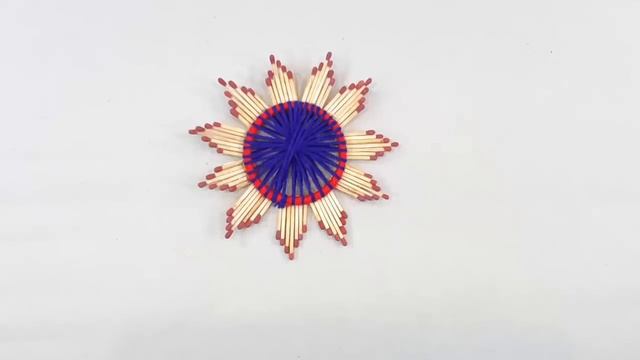 BEAUTIFUL WALL HANGING OUT OF MATCHSTICK & COLOR WOOLEN | AMAZING CRAFT IDEA смотреть онлайн