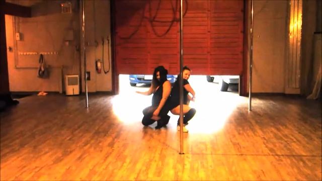 Army of Sass Abbotsford- Shake Ying Yang Twins смотреть онлайн