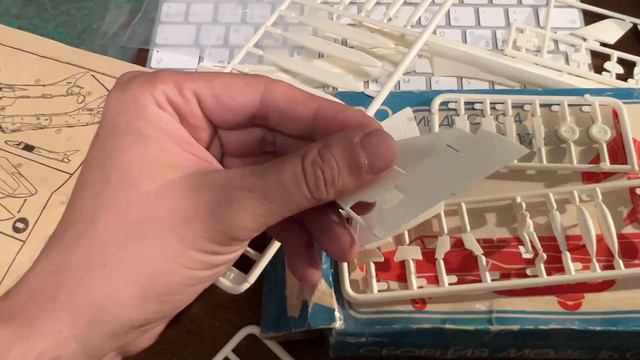 1/72 Hawker Hunter Модель из 1980-х (novo) vintage USSR scale model смотреть онлайн
