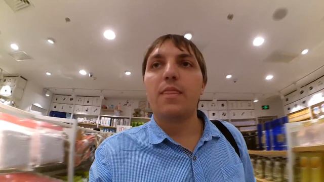 Первый влог, Итальянский ресторан, Костюм с бургерами, AppStore смотреть онлайн