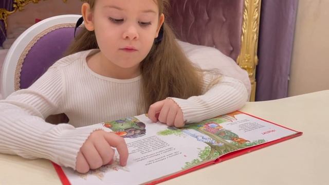 ДЕЛАЕМ ДОМАШНЕЕ ЗАДАНИЕ ВМЕСТЕ / ПОДГОТОВКА К ШКОЛЕ / РЕБЕНОК ЗАНИМАЕТСЯ смотреть онлайн