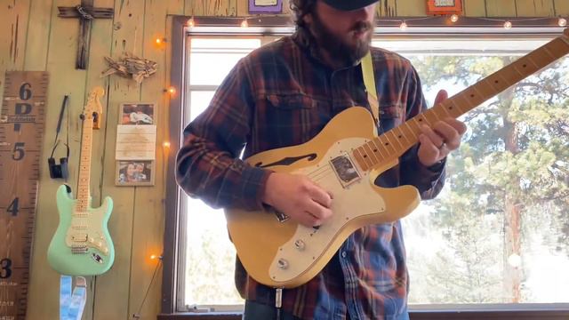 CHUCK BERRY | Guitar Boogie | Fender Telecaster | Thinline Vintera Series смотреть онлайн