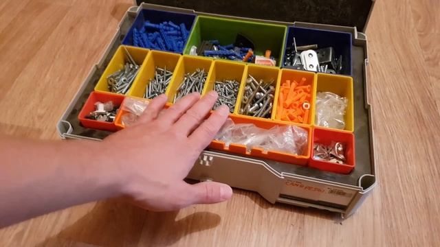 Органайзер для мелочей. Хранение метизов, саморезов, болтов...