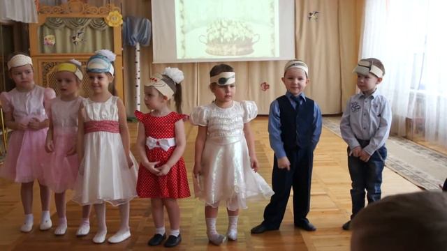 8 марта в детском саду [08 из 11] смотреть онлайн