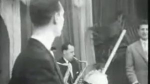 Сидней Беше (Sidney Bechet) - Petite Fleur (Авторское исполнение)