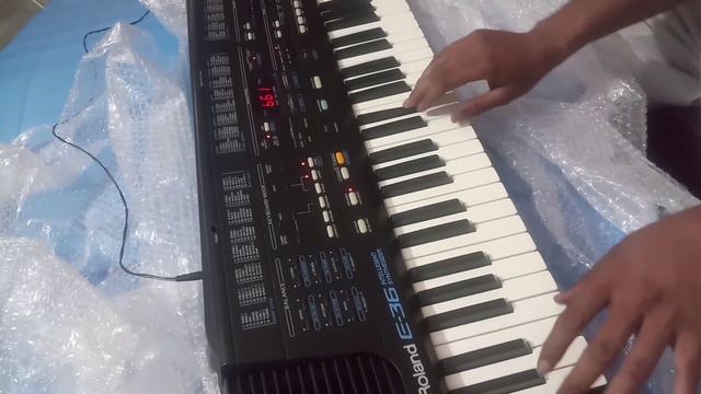 #Roland E-36 Indian Tones Amazing Sound Quality/ E38 E36 E35 E28 E14 смотреть онлайн