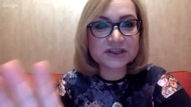 Молодящаяся, молодая или моложавая?