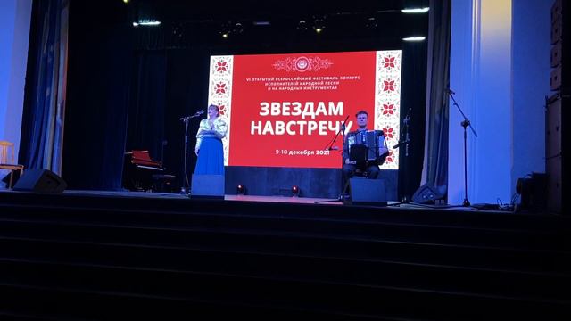 Лирическая русская народная песня «Ой, да ты подуй». Исполняет Наталья Великосельская смотреть онлайн