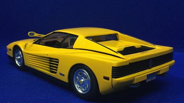 Finished work : Monogram 1/24 Ferrari Testarossa смотреть онлайн
