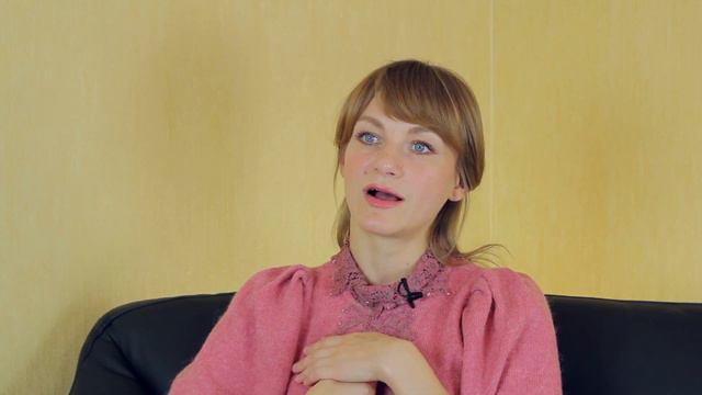 [Деньги и Духовность] Светлана Радалова. Взгляд родовых знаний. смотреть онлайн
