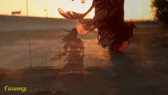 САША РЫЧКОВА А ТЫ ИДЕШЬ КО МНЕ С ЦВЕТАМИ смотреть онлайн