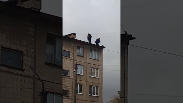 "Мартышкин труд" или новые технологии ремонта. Новотроицк. смотреть онлайн