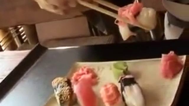 Как правильно держать палочки смотреть онлайн