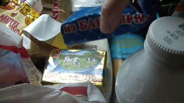 ЖИВЁМ СЕМЬЁЙ (4 ЧЕЛОВЕКА) на 6000 руб. ДЕНЬ 8.Пирог с яблоками.ОТЧЁТ ПО ТРАТАМ И ПРОДУКТАМ за недел смотреть онлайн