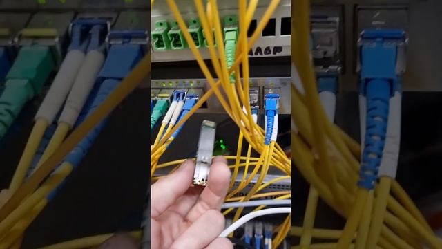 Модуль SFP Mikrotik S-RJ01 смотреть онлайн