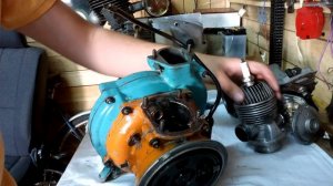 Развалился мотор на бензопиле Дружба.