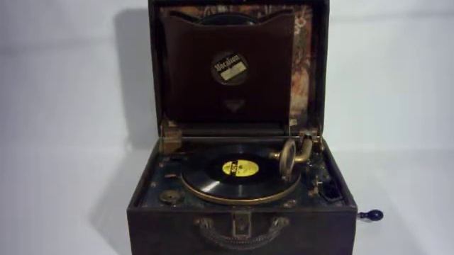 Victrola 4 "A" Victor Talking Machine Phonograph смотреть онлайн