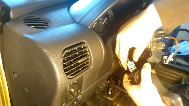 Opel Corsa C Speedometer Removal