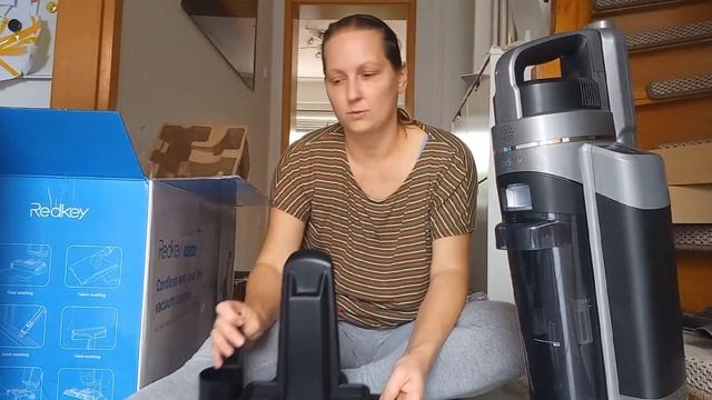 Наконец-то пришла Посылка// Мой новый моющий пылесос// Redkey W12 Pro смотреть онлайн
