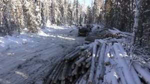 Как прогреть гидравлику в -37 градусов. Еду на Урале лесовозе за лесом.