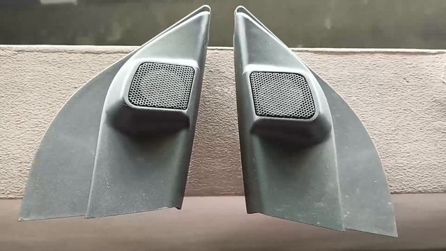 DEFECT B - Refitting Frame Tweeter Nissan Datsun Go