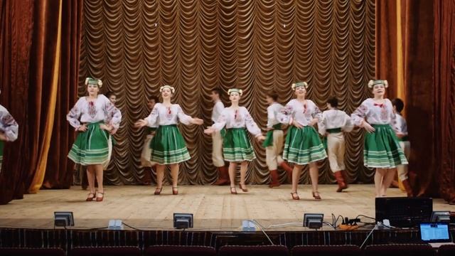Дитячий зразковий аматорський танцювальний колектив «Чарівниця», Мартинівка, «Волинські підскоки» смотреть онлайн