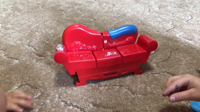 🛋️ Накормили Злой Диван Вкусняшками #влогдлядетей #настольные_игры #дети