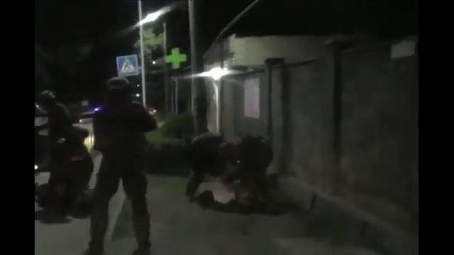 Видеозапись задержания Ахмета Бокова. смотреть онлайн