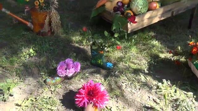Цветы в сапогах! Креативно... День города. Абакан-2013. Flowers in Boots! Creative. смотреть онлайн
