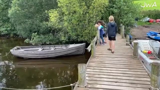 Loch Ness Monster | Visiting Loch Lomond in Scotland | Vacation Boat Trip-Joshua World of Adventure смотреть онлайн