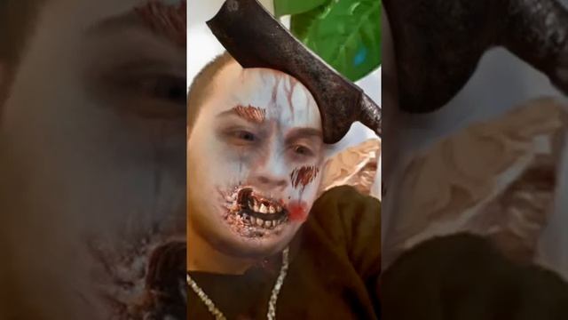 Scary zombie (ZombieBooth) смотреть онлайн