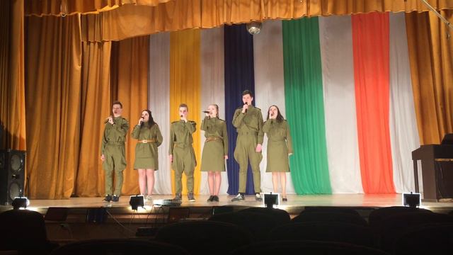 "Вставай страна огромная " 25/04/17 смотреть онлайн