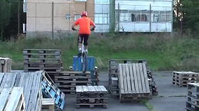 Orban B. Gabor - First with Zoo смотреть онлайн