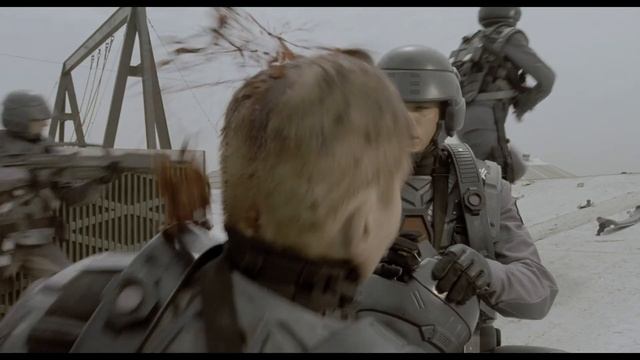 Звёздный десант (1997). Что будет если снять шлем? (4k) смотреть онлайн