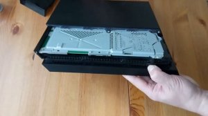 Как достать застрявший диск в приставке PS 4
