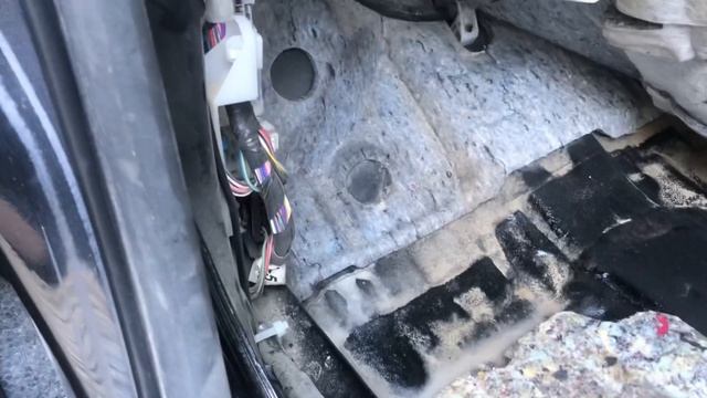 Замена троса открытия багажного отсека Camry 40 смотреть онлайн