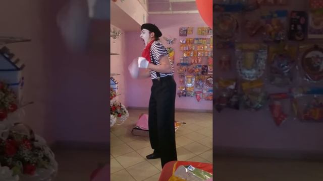 Почтальоны Радости - Актер МИМ часть 2 смотреть онлайн