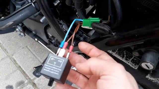 Реле и светодиодные лампы в габариты CB400 смотреть онлайн