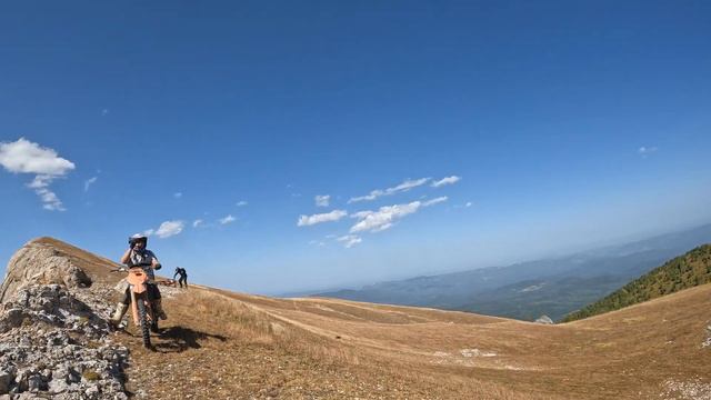 гора Тхач 2368 метров на мотоциклах! Самые сложные подъёмы 