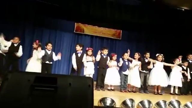 I want to clap clap clap - Action Song- Sarah Stephen смотреть онлайн