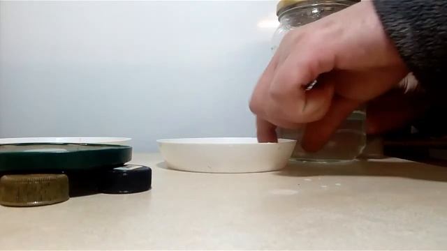 Поилка для цыплят перепелят. Лучший из практики. смотреть онлайн