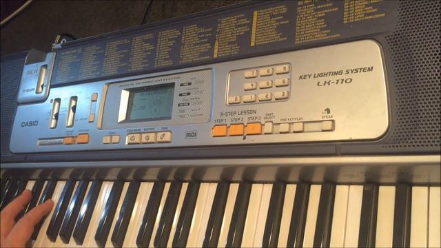 Casio LK-110 used as a guitar amp with MIC-in смотреть онлайн