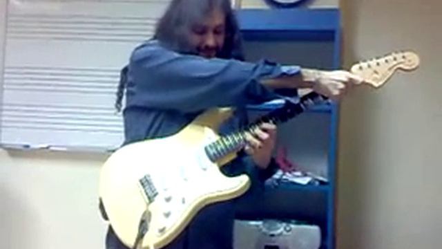 jesus shred guitar fender yngwie malmsteen legato sweep... смотреть онлайн