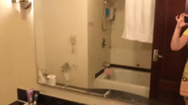 Обзор номера в отеле LINDA SEA VIEW (Китай, Хайнань, Дадунхай) 25.04.2019 года смотреть онлайн