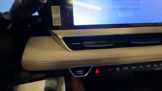 Geely Monjaro ТОП 2022 г.в., 2,0 л (238 л.с.) бензин, 4WD, Цена 4,2 млн смотреть онлайн