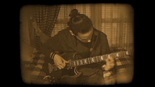 EVERYTHING STAYS BASS COVER with TABS - Adventure Time смотреть онлайн