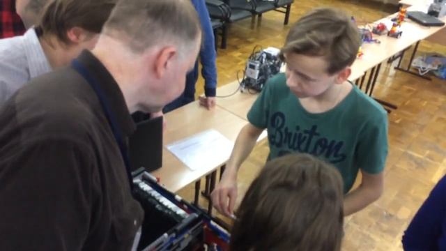 Проект Сортировщик деталей Lego смотреть онлайн