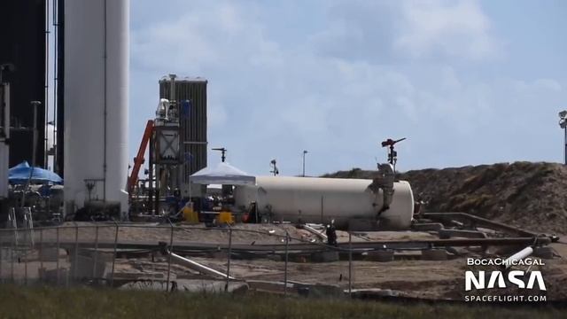 SpaceX Boca Chica - Stage Set for Starship SN5's arrival at launch site смотреть онлайн